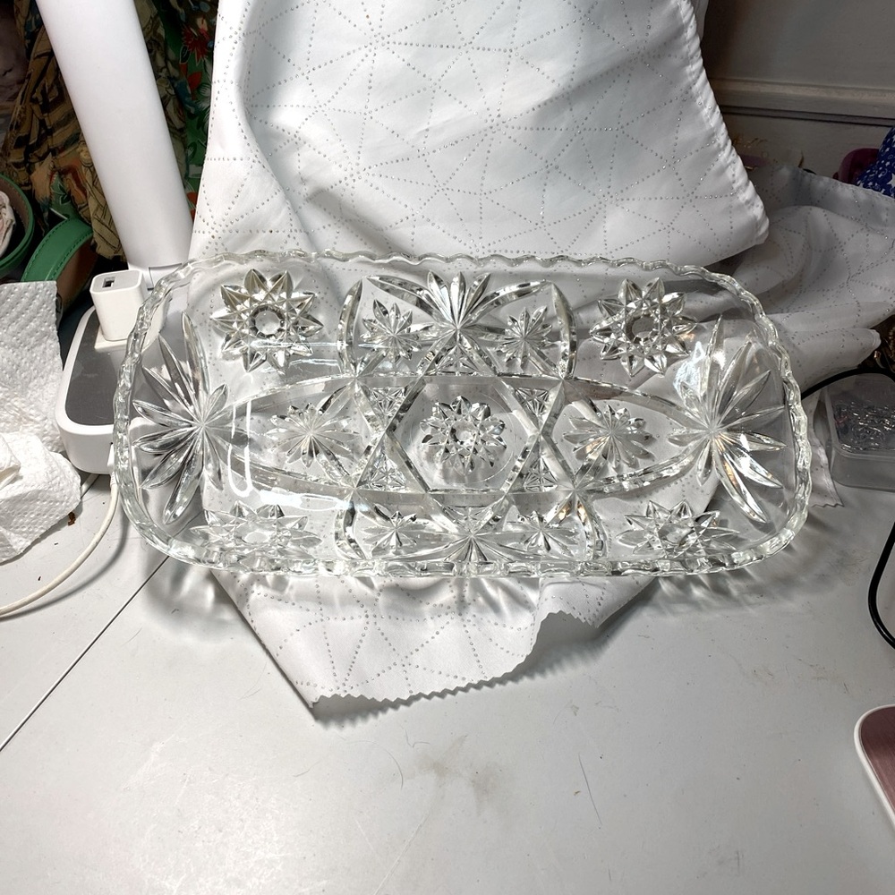 BEAUTIFUL anchor hocking Star of David design 12 in dish!! Perfect